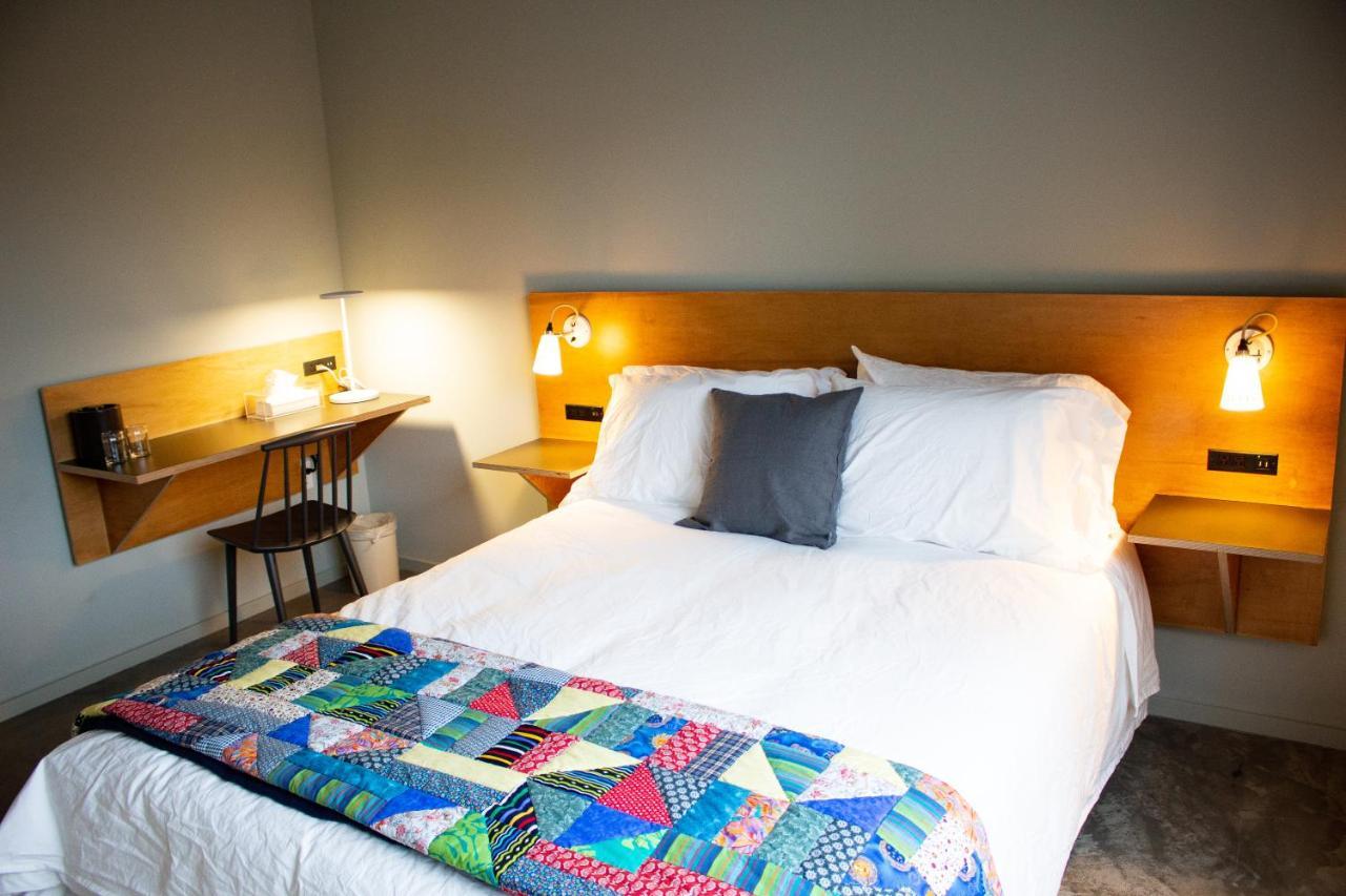 Travelers Hotel 克拉克斯代尔 外观 照片