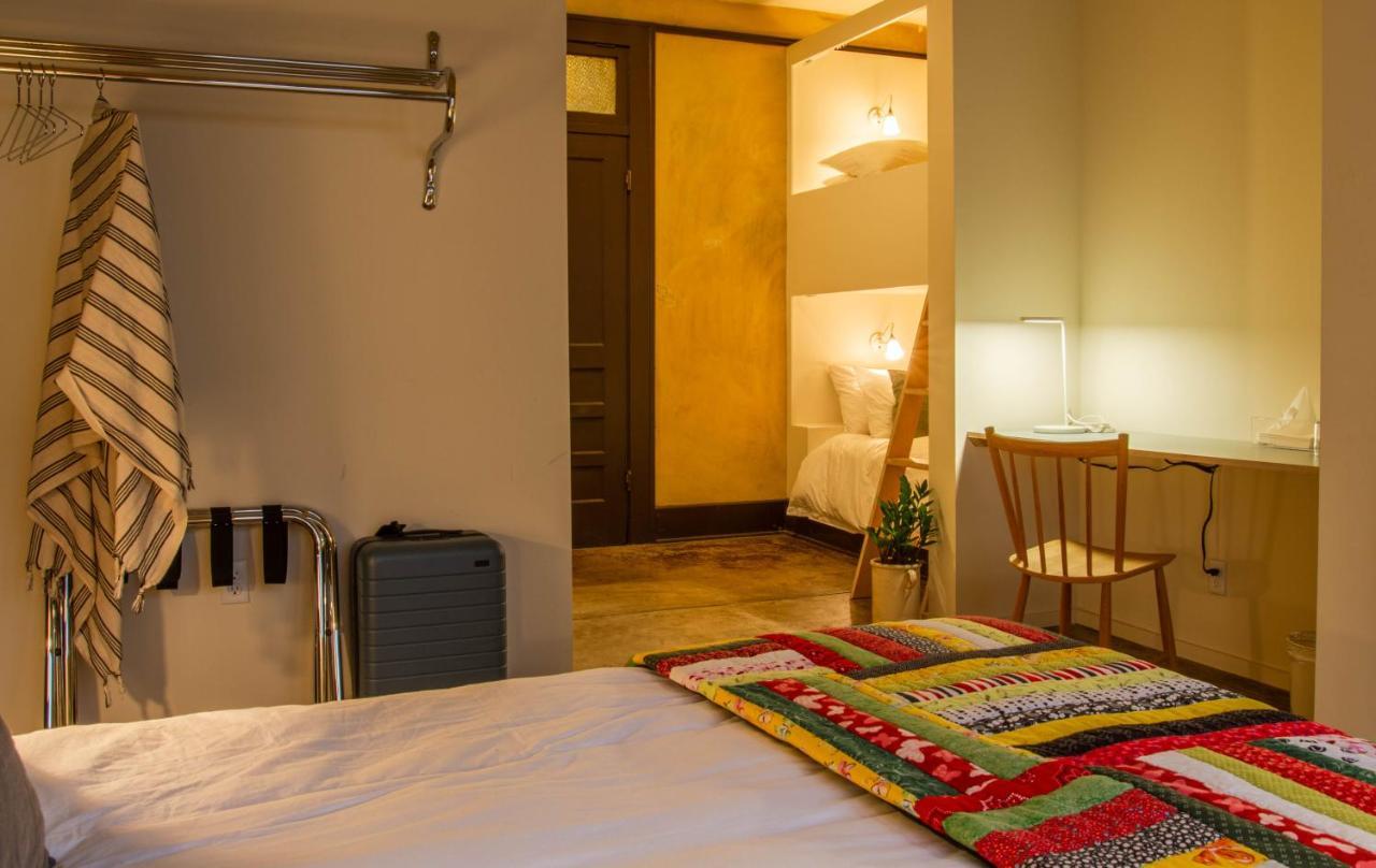 Travelers Hotel 克拉克斯代尔 外观 照片