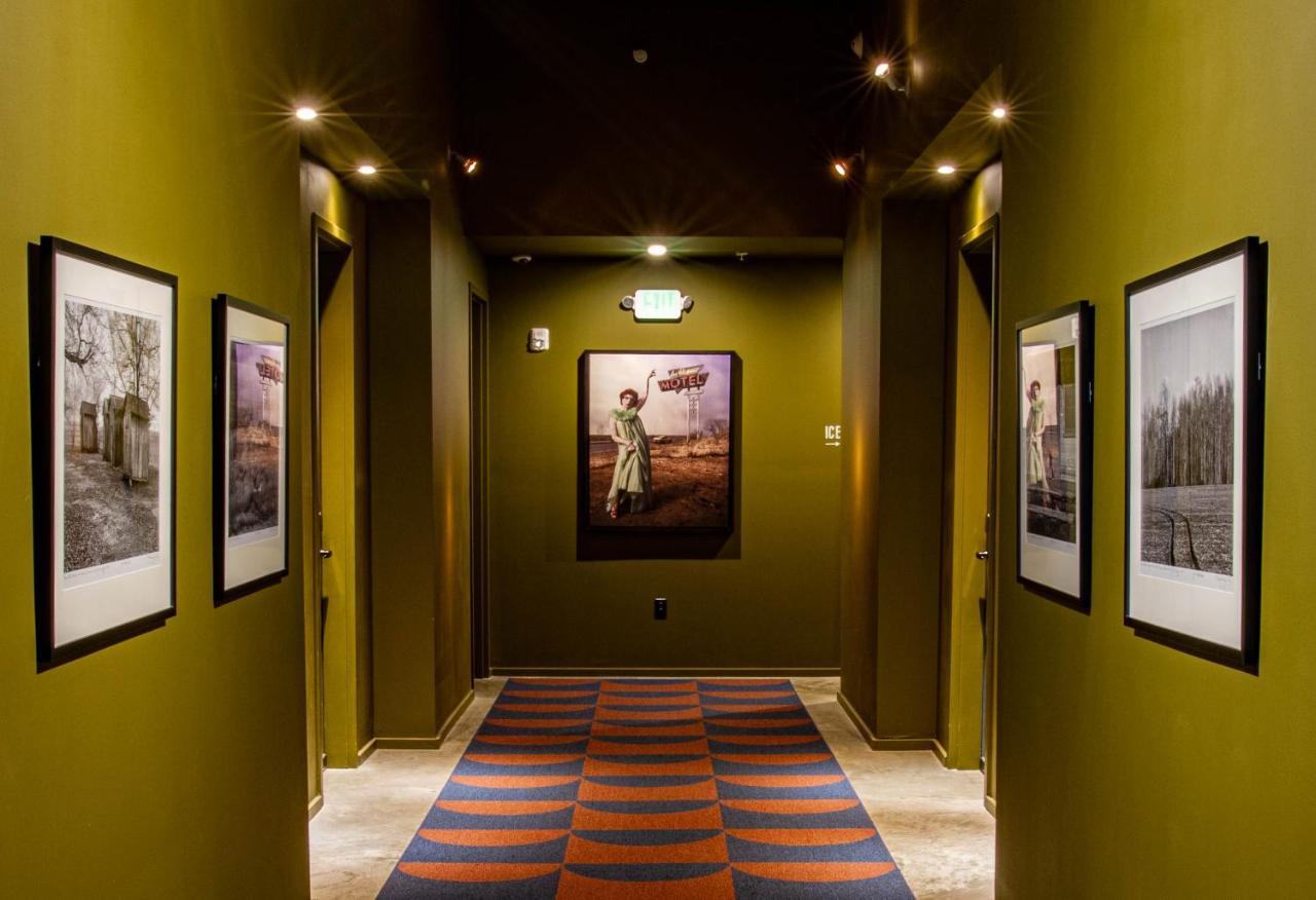 Travelers Hotel 克拉克斯代尔 外观 照片